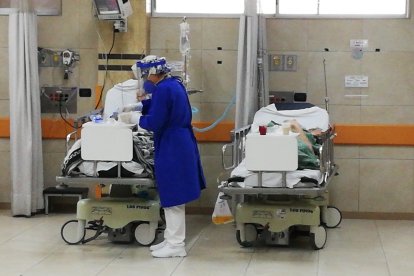 La variante delta es más contagiosa.