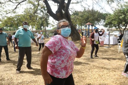 El programa de rehabilitación para covid-19 del IESS recibe a afiliados y ciudadanos en general.