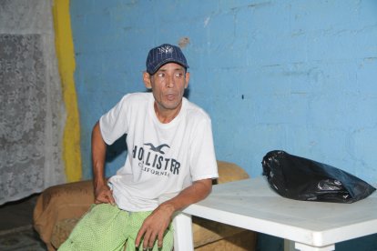 Julio César indica que, actualmente, ha vuelto a caer en su adicción a las drogas. Clama ayuda para poder rehabilitarse.