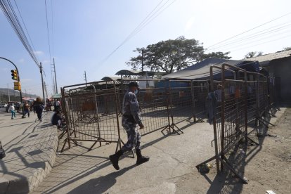 Una guía penitenciaria fue procesada para investigaciones, por el delito de evasión.