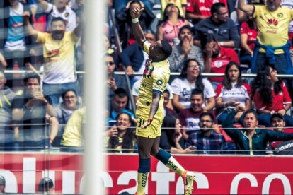 Renato Ibarra tuvo que dejar el América, en 2020, debido a que tuvo un problema legal con su esposa.