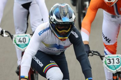 Alfredo Campo se mete a la final de BMX, en los juegos de Tokio.