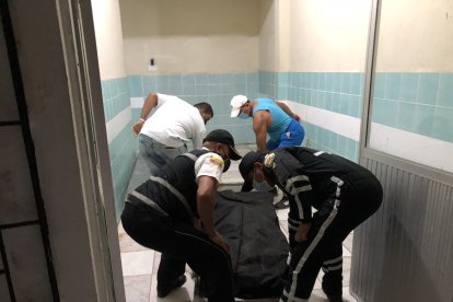 Ambos militares iban a sus hogares cuando les ocurrió la desgracia.