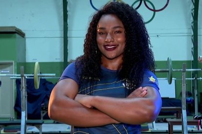 Tamara Salazar sustenta sus progresos con múltiples medallas en su carrera.