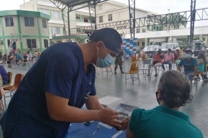 Desde el 9 de agosto se administrará la segunda dosis.