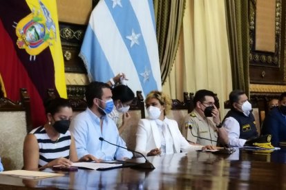 La Fiscalía investiga 8 de los casos. Aunque no precisó la fecha, la acaldesa de Guayauil anunció que los uniformados portarán cámaras.