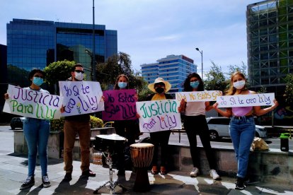 Los familiares y amigos de la víctima hicieron un plantón en las afueras del Complejo Judicial Norte.