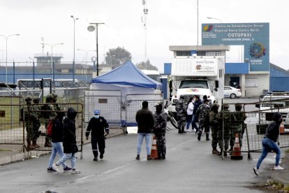 Los internos no saben si habrá una tregua o explotará la guerra en el CRS de Cotopaxi.