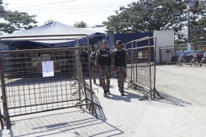 La situación de los agentes del Servicio Penitenciario es complicada, pues tampoco cuentan con recursos suficientes.