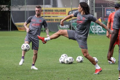 Damián Díaz y William Riveros, listos para recibir a Fluminense por su paso a la semifinal de Copa Libertadores.