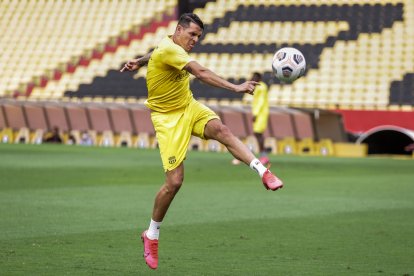 Carlos Garcés ha convertido dos goles en el estadio Monumental.
