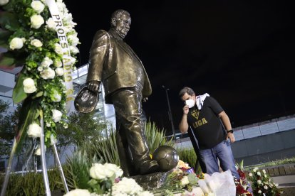 El monumento de don Rodrigo Paz está ubicado en el estadio de Liga de Quito.