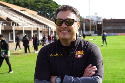 19 años tiene Alfaro Moreno, desde que se retiró como jugador de fútbol en Barcelona.