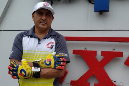 Geovanny Salinas, ex arqueros de varios equipos del Ecuador.