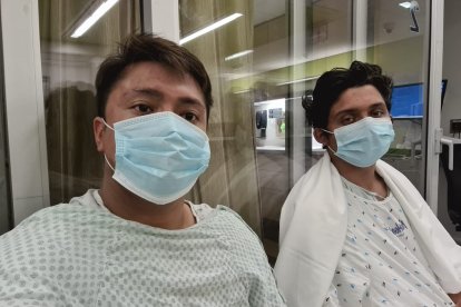 Mauricio Altamirano y su primo Jeremy recibieron atención médica.