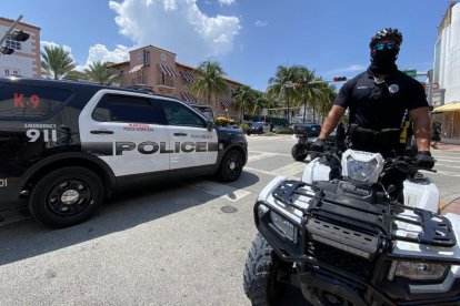 La Policía de Miami Beach investiga el asesinato de un joven, ocurrido en extrañas circunstancias.