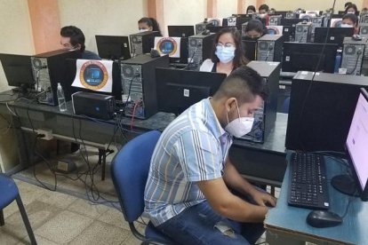 La prueba ha comenzado a aplicarse paralelamente de forma virtual y presencial