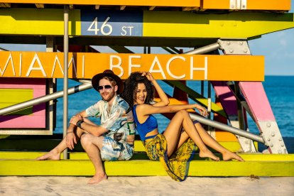 Hurry, se encuentra disponible en todas las plataformas musicales.. El video oficial fue grabado en Miami, Estados Unidos.