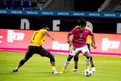 Independiente del Valle y Barcelona empatan 0-0.