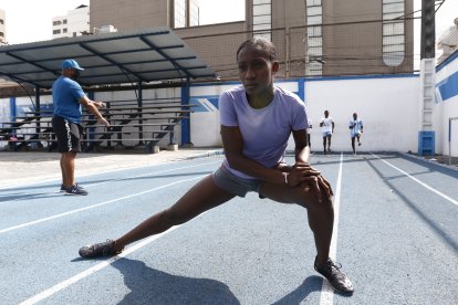 La guayaquileña de 18 años volvió recién a la competencia oficial en marzo en el Grand Prix Mundial, en Túnez. Ya logró medalla paralímpica.