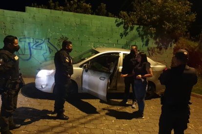 El herido se habría parqueado en una vía de segundo orden para hacer sus necesidades básicas.