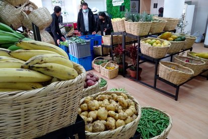 La “Tienda Campesina” está situada en la calle Simón Bolívar 4-30 y Vargas Machuca.