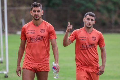 Bruno Piñatares y Emmanuel Martínez en el entrenamiento del Ídolo.