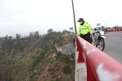 El puente sobre el río  Chiche es una de las estructuras por donde la  gente suele lanzarse para quitarse la vida.