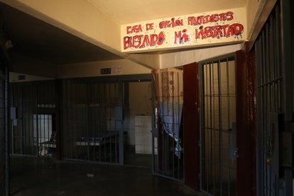 La Roca tiene dos plantas. Cada celda con cabida para dos personas, según se observó en un recorrido.