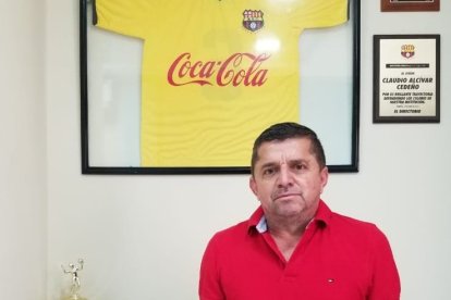 Claudio Alcívar, exjugador de Barcelona, confía en que el Ídolo podrá vencer a Flamengo.