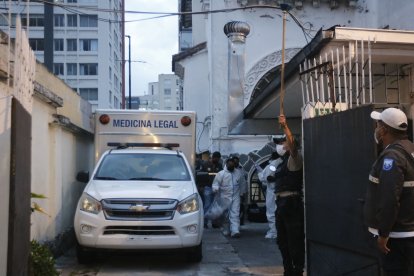 Los moradores del sector comentaron que la mujer vivía en el segundo piso hace más de un año.