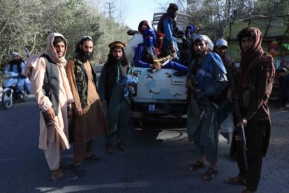 Un grupo de Talibanes, durante la reciente toma de Kabul, capital de Afganistán.