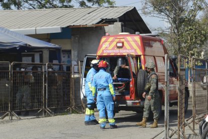 Bomberos acuden al Centro de Privación de Libertad Número 1.