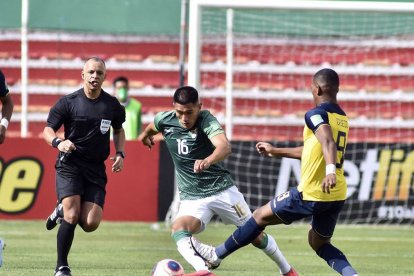 El atacante de Bolivia, Erwin Saavedra, es uno de los contagiados por coronavirus.