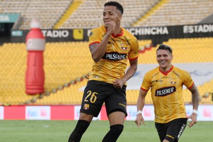 Byron Castillo hizo un gol ante Mushus Runa al igual que Carlos Garcés.