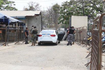 Operativos en la Penitenciaria del Guayas por parte de los militares.