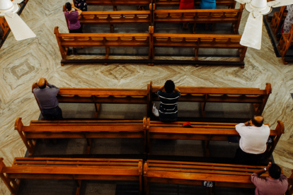 La iglesia católica francesa vive bajo la controversia tras los casos de pederastia en su seno desde 1950.