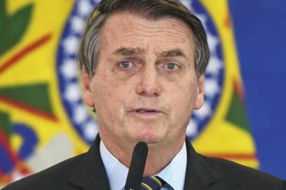 El presidente Jair Bolsonaro está enfrentado al Congreso de su país.