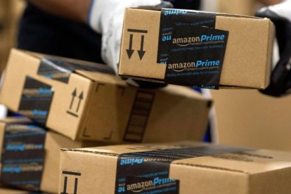 El gicante Amazon fue víctima de un hombre que vivía del fraude