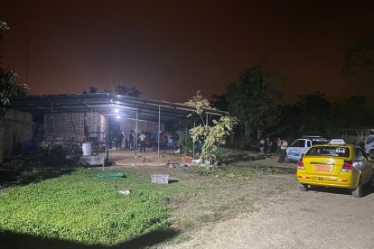 El doble delito se perpetró en un sitio conocido como Santa Lucía, de la parroquia El Progreso, perteneciente al cantón Pasaje.