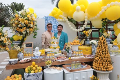 La pareja contó que le hubiera gustado casarse en Ecuador, pero hace tres años aún no se podía. Dicen sentirse felices porque la gente los apoya y no los juzga.