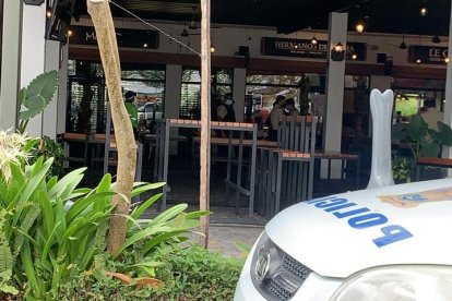 La Policía llegó al sitio para resguardar el establecimiento