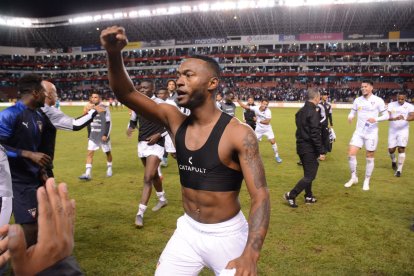 El 7 de marzo de 2020, en la victoria por 2-1 sobre Barcelona, fue la última ocasión que Liga de Quito contó con el respaldo de sus hinchas en su estadio.