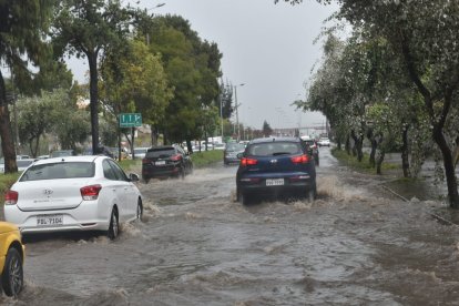 En San Carlos se registraron inundaciones.