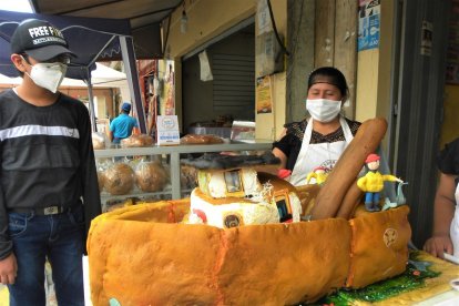 Medio centenar de panificadores peninsulares mostrarán sus creaciones hechas en sus hornos de barro.