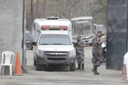 Aún los cadáveres no han sido retirados de la cárcel también conocida como Penitenciaría del Litoral donde el pasado 28 de septiembre fueron asesinados 119 reclusos.04-09-2020-Alex Lima-Tentativa de de asesinato a un reo de la penitenciaria