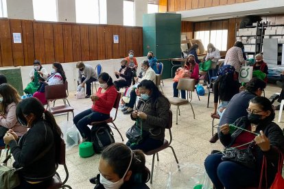 Cada lunes se reúnen para entregar los avances.