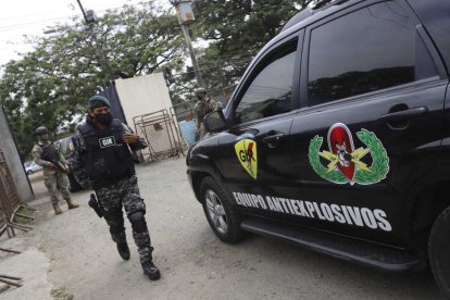 Grupos especiales de la Policía ingresaron a la Penitenciaria para verificar la situación en el Centro de Detención Provisional.