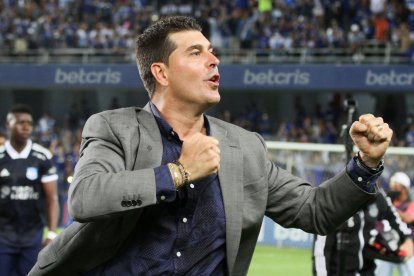 El estratega español de Emelec, Ismael Rescalvo, se mostró satisfecho tras imponerse en el Clásico del Astillero.