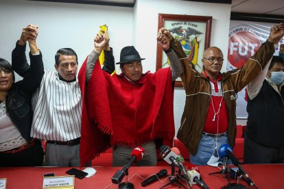 El gremio informó que suspendería momentáneamente sus labores durante el martes.